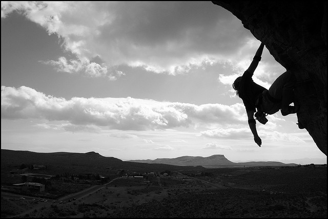 climbing in red rocks silhouette